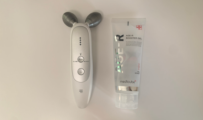 美容/健康 美容機器 medicube（メディキューブ）EMSリフトアップ美顔器 AGE-Rの使用 